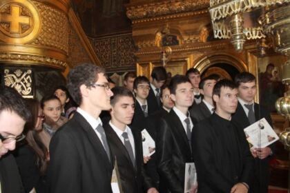 Premierea câştigătorilor Concursului Naţional „Părintele Dumitru Stăniloae“ în Arhiepiscopia Dunării de Jos – fotografia 9