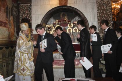 Premierea câştigătorilor Concursului Naţional „Părintele Dumitru Stăniloae“ în Arhiepiscopia Dunării de Jos – fotografia 16