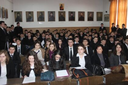 Simpozion interliceal la Seminarul Teologic „Sfântul Apostol Andrei“ din Galaţi – fotografia 2