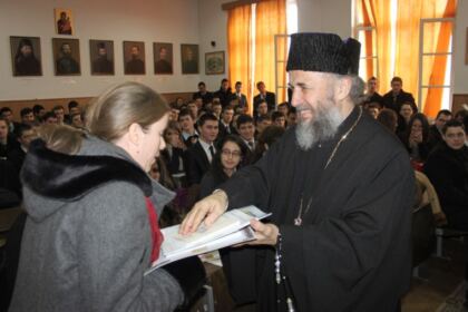 Simpozion interliceal la Seminarul Teologic „Sfântul Apostol Andrei“ din Galaţi – fotografia 10