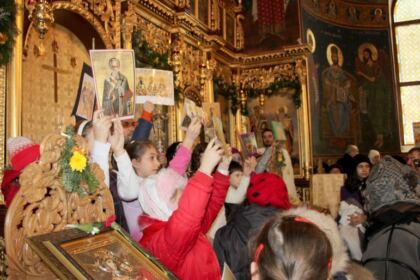 Cinstirea Sfinţilor Trei Ierarhi în Arhiepiscopia Dunării de Jos – fotografia 13