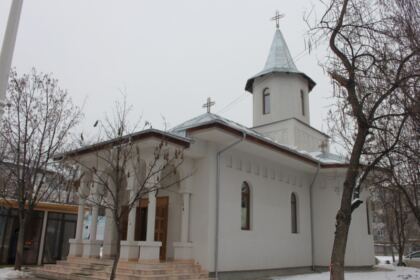 Hramul Spitalului de Urgenţă pentru Copii „Sf. Doctori fără de arginţi Chir şi Ioan“ din Galaţi – fotografia 1