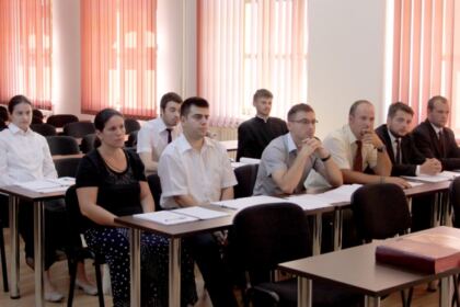 Examen de licenţă şi masterat în teologie ortodoxă la Facultatea de Istorie, Filosofie şi Teologie din cadul Universităţii „Dunărea de Jos“, Galaţi – fotografia 2