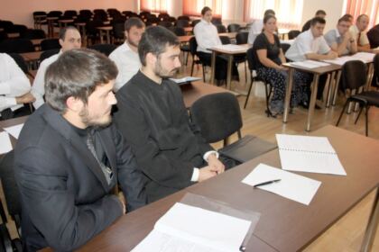 Examen de licenţă şi masterat în teologie ortodoxă la Facultatea de Istorie, Filosofie şi Teologie din cadul Universităţii „Dunărea de Jos“, Galaţi – fotografia 5