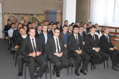 Arhiereasca binecuvântare pentru inscrierea la facultate – fotografia 7