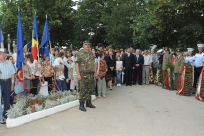 Înălţarea Domnului şi Ziua Eroilor în Arhiepiscopia Dunării de Jos – fotografia 11