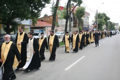 Înălţarea Domnului şi Ziua Eroilor în Arhiepiscopia Dunării de Jos – fotografia 17