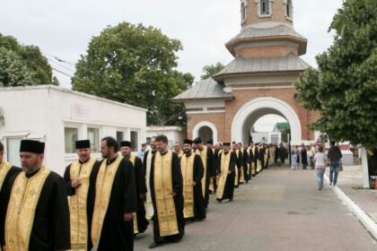 Înălţarea Domnului şi Ziua Eroilor în Arhiepiscopia Dunării de Jos – fotografia 32