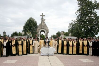 Înălţarea Domnului şi Ziua Eroilor în Arhiepiscopia Dunării de Jos – fotografia 41