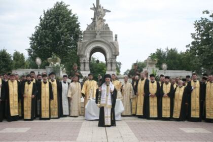 Înălţarea Domnului şi Ziua Eroilor în Arhiepiscopia Dunării de Jos – fotografia 48