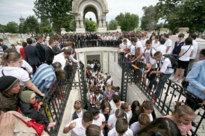 Înălţarea Domnului şi Ziua Eroilor în Arhiepiscopia Dunării de Jos – fotografia 59