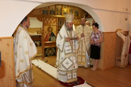 Sfinţirea Capelei „Sfinţii Apostoli Petru şi Pavel“ din cadrul Centrul de Reeducare pentru Minori şi Tineri de la Tichileşti, Protoieria Brăila – fotografia 8