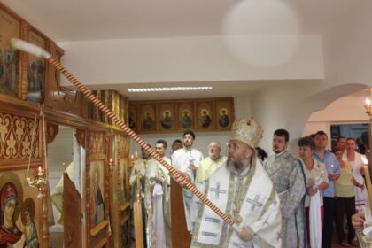 Sfinţirea Capelei „Sfinţii Apostoli Petru şi Pavel“ din cadrul Centrul de Reeducare pentru Minori şi Tineri de la Tichileşti, Protoieria Brăila – fotografia 11