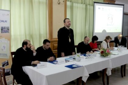 Sesiunea festivă de închidere a proiectului „Alege Şcoala!“ în Arhiepiscopia Dunării de Jos – fotografia 1