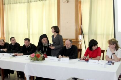 Sesiunea festivă de închidere a proiectului „Alege Şcoala!“ în Arhiepiscopia Dunării de Jos – fotografia 10
