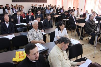 Simpozion Naţional Studenţesc la Galaţi – fotografia 10