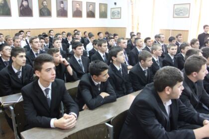 Eveniment ştiinţific la Seminarul Teologic „Sfântul Apostol Andrei“ din Galaţi – fotografia 3