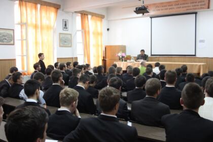 Eveniment ştiinţific la Seminarul Teologic „Sfântul Apostol Andrei“ din Galaţi – fotografia 4