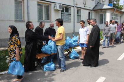 Activitate filantropic la Centrul regional de cazare şi proceduri pentru solicitanţii de azil – fotografia 2