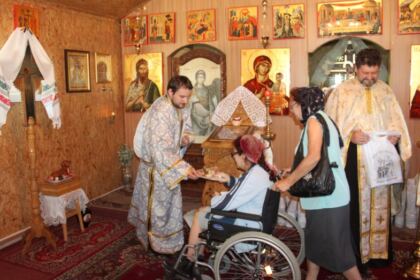 Activitate social-filantropică la parohia „Sfântul Ştefan cel Mare“ din Galaţi – fotografia 10