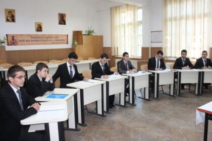 Examen pentru certificarea competenţelor profesionale la Seminarul Teologic „Sf. Ap. Andrei“ din Galaţi – fotografia 12