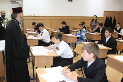 Curs festiv la Seminarul Teologic „Sf. Ap. Andrei“ din Galaţi – fotografia 18