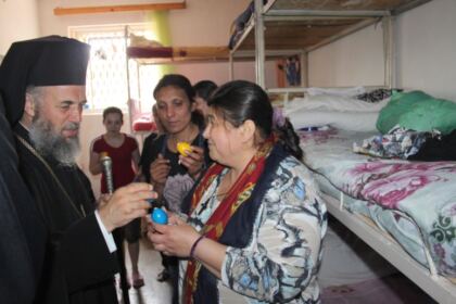 Vizita pascală a Înaltpreasfinţitului Părinte Arhiepiscop Casian la Penitenciarul Galaţi – fotografia 17