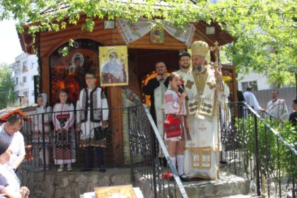 Etapa eparhială a concursului–spectacol „Bucuria de a fi creştin“,  în Arhiepiscopia Dunării de Jos – fotografia 1