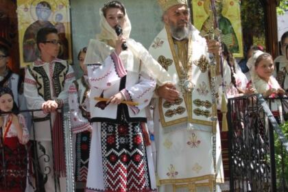 Etapa eparhială a concursului–spectacol „Bucuria de a fi creştin“,  în Arhiepiscopia Dunării de Jos – fotografia 6