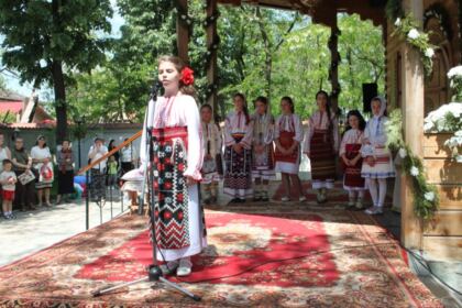 Etapa eparhială a concursului–spectacol „Bucuria de a fi creştin“,  în Arhiepiscopia Dunării de Jos – fotografia 13