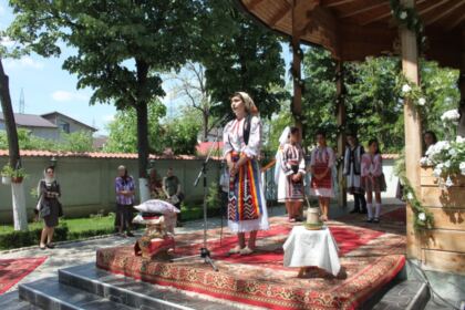 Etapa eparhială a concursului–spectacol „Bucuria de a fi creştin“,  în Arhiepiscopia Dunării de Jos – fotografia 26