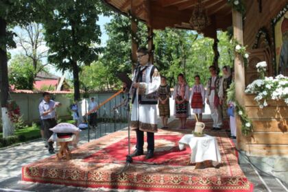 Etapa eparhială a concursului–spectacol „Bucuria de a fi creştin“,  în Arhiepiscopia Dunării de Jos – fotografia 30