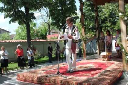 Etapa eparhială a concursului–spectacol „Bucuria de a fi creştin“,  în Arhiepiscopia Dunării de Jos – fotografia 40