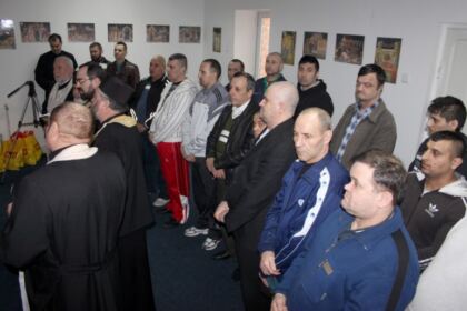 Activităţi filantropice în Duminica Înfricoşătoarei Judecăţi – fotografia 2