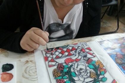 Curs de pictură pe sticlă în Arhiepiscopia Dunării de Jos – fotografia 3