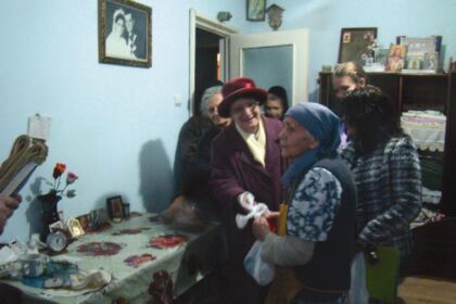 Hramul bisericii „Pogorârea Sfântului Duh şi Sf Stelian“ din Galaţi – fotografia 8
