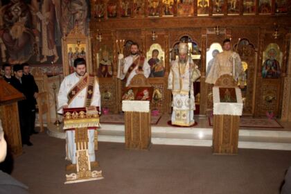 Simpozion ştiinţific interseminarial la Galaţi – fotografia 3