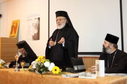 Simpozion ştiinţific interseminarial la Galaţi – fotografia 12