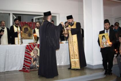 Binecuvântarea căminelor studenţeşti – fotografia 12