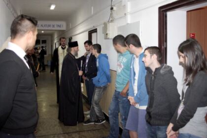 Binecuvântarea căminelor studenţeşti – fotografia 17