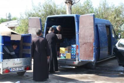 Acţiuni filantropice pentru persoanele sinitrate din judeţul Galaţi – fotografia 10