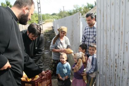 Pod de speranţă peste necazuri şi suferinţe – fotografia 22