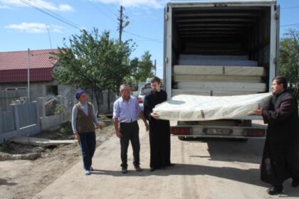 Românii din diaspora, alături de familiile sinistrate din Galaţi – fotografia 3