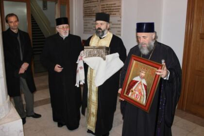 Întâlnirea Înaltpresfinţitului Arhiepiscop Casian cu tinerii de la Colegiul „Nicolae Bălcescu“ din Brăila – fotografia 3
