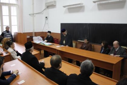 Întâlnirea Înaltpresfinţitului Arhiepiscop Casian cu tinerii de la Colegiul „Nicolae Bălcescu“ din Brăila – fotografia 12
