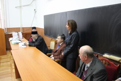 Întâlnirea Înaltpresfinţitului Arhiepiscop Casian cu tinerii de la Colegiul „Nicolae Bălcescu“ din Brăila – fotografia 16