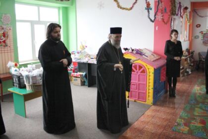 Vizita Înaltpreasfinţitului Casian la Grădiniţa „Familia“ din Brăila – fotografia 14