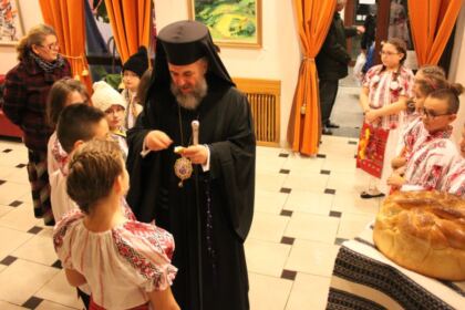 Serbarea de Crăciun a Seminarului Teologic Ortodox „Sfântul Apostol Andrei“ din Galaţi – fotografia 3
