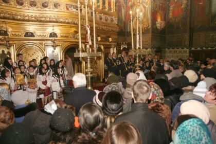 Festivalul de datini şi obiceiuri „Tudor Pamfile” la Catedrala Arhiepiscopală din Galaţi – fotografia 1