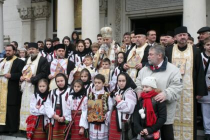 Festivalul de datini şi obiceiuri „Tudor Pamfile” la Catedrala Arhiepiscopală din Galaţi – fotografia 8